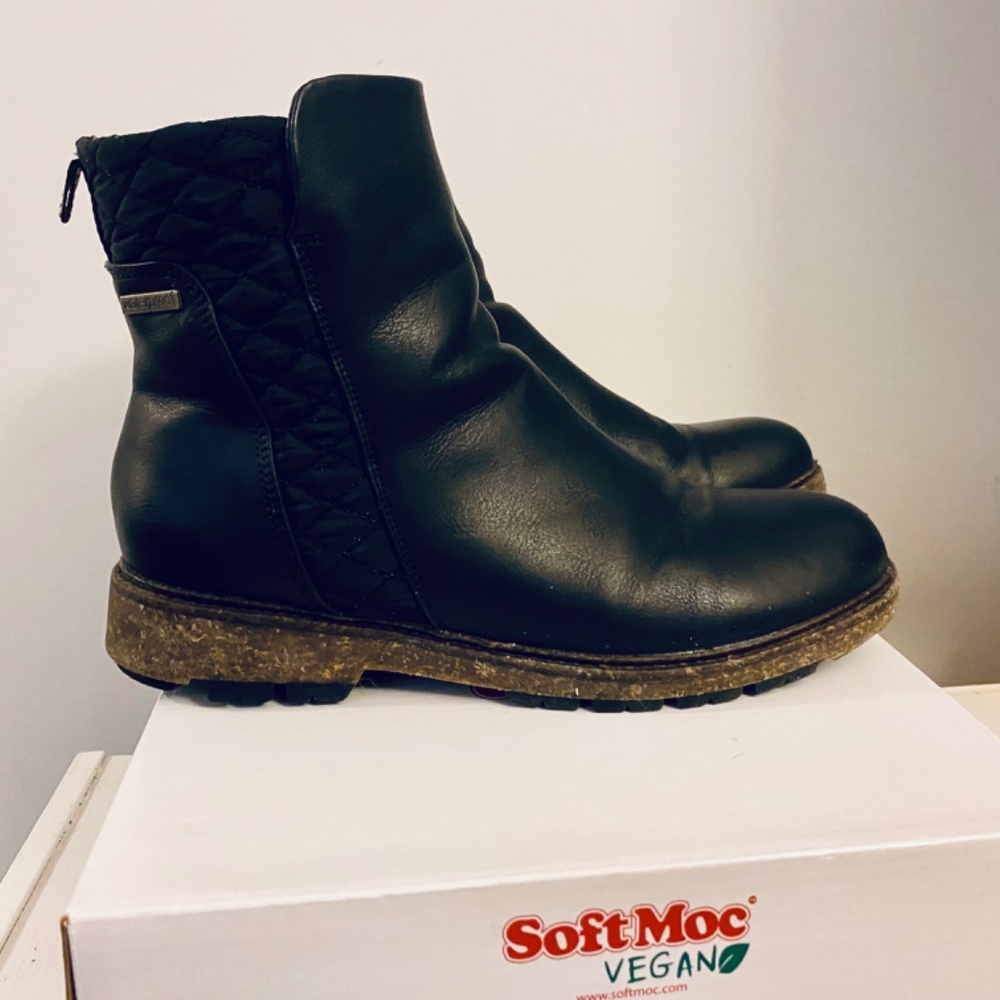 Vegan by Softmoc. Women's Waylon Waterproof Boots, 40